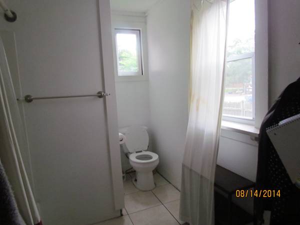 9 prospect bathroom 1